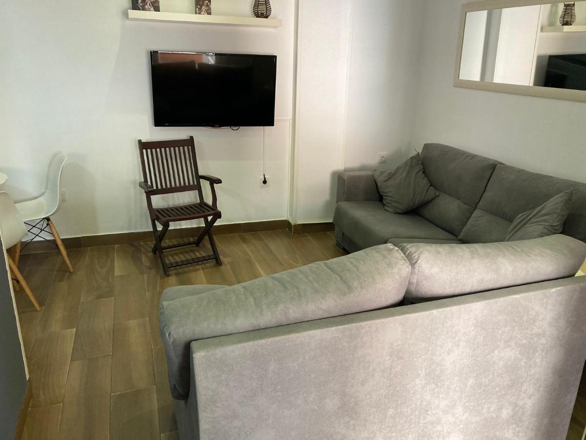 Pena De Hita Apartment *